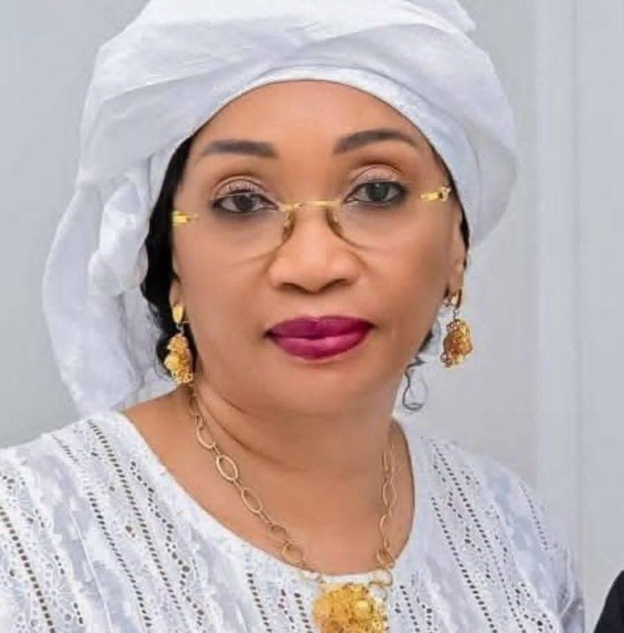 Hadja Halimatou Dalein : la femme la plus politique de Guinée, et si…&nbsp;?