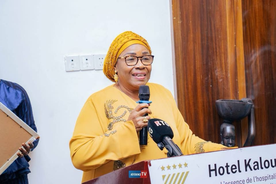 Guinea Excellence Awards a décerné le Prix d’Hommage à Madame Ann Marie Sackho, saluant une contribution majeure au rayonnement du secteur minier&nbsp;guinéen.